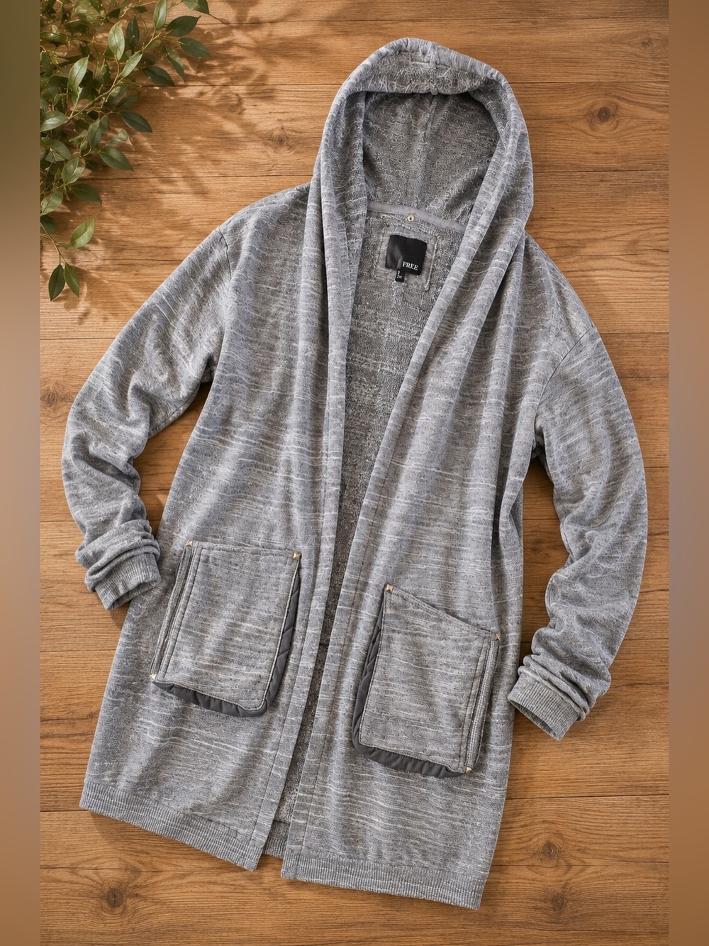 Aritzia Wilfred Free Rousseau Hooded Cardigan Oversized Gray Cozy Sweater S